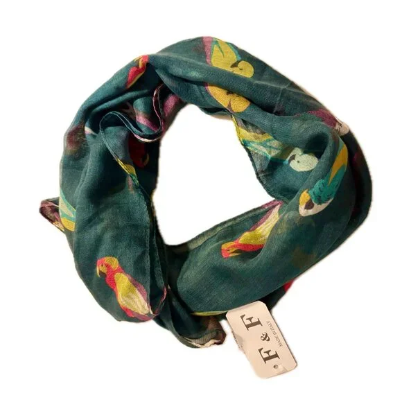 Italian Silk Scarf by F & F Bird Pattern Thin Shawl Wrap Eyelash Ends NEW - Picture 5 of 5